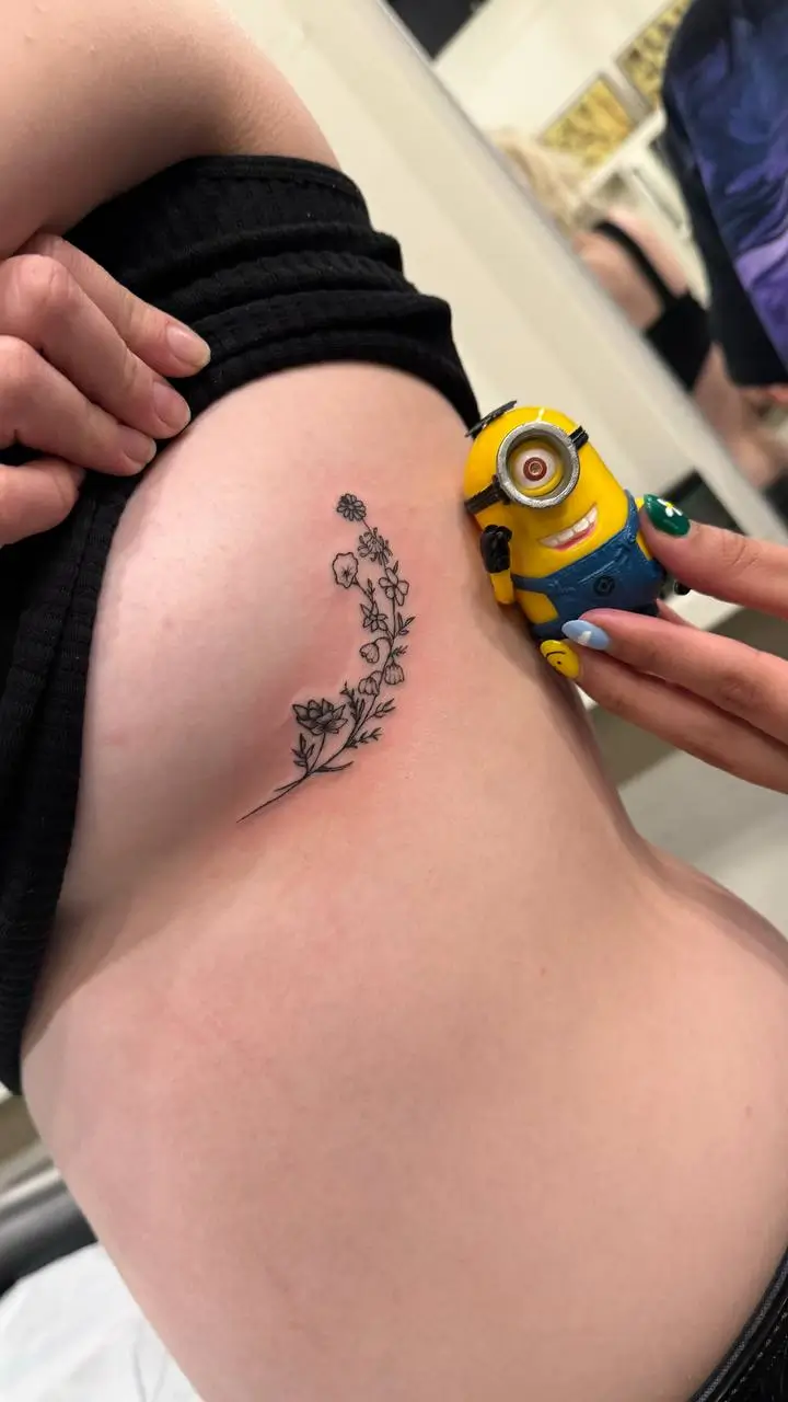 Minimal Flower Cluster